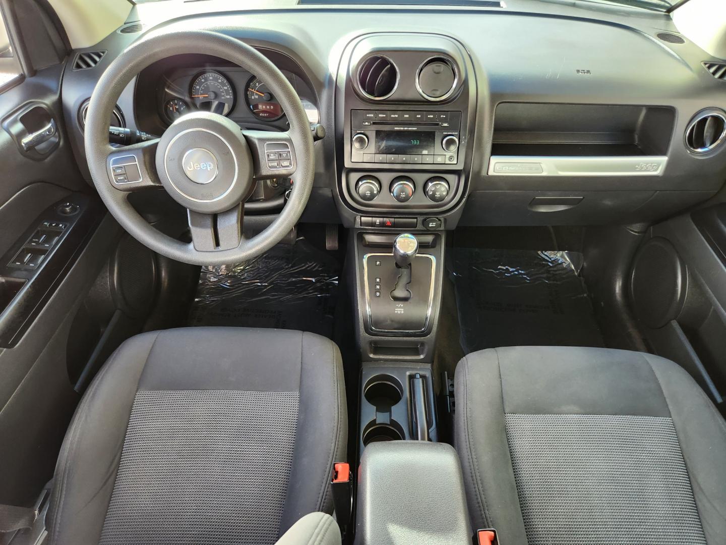 2015 Billet Silver Metallic Clearcoat /Dark Slate Gray Jeep Compass Sport (1C4NJDBB9FD) with an 2.4L I4 DOHC 16V Dual VVT engine, Automatic transmission, located at 8595 Washington St., Thornton, CO, 80229, (303) 287-5511, 39.852348, -104.978447 - 2015 Jeep Compass<br><br>D1 Auto NEVER charges dealer fees! All cars have clean titles and have been inspected for mechanical issues. We have financing for everyone. Good credit, bad credit, first time buyers.<br><br>Please call Lakewood Location 303-274-7692 or Thornton 303-287-5511 to schedule a t - Photo#9